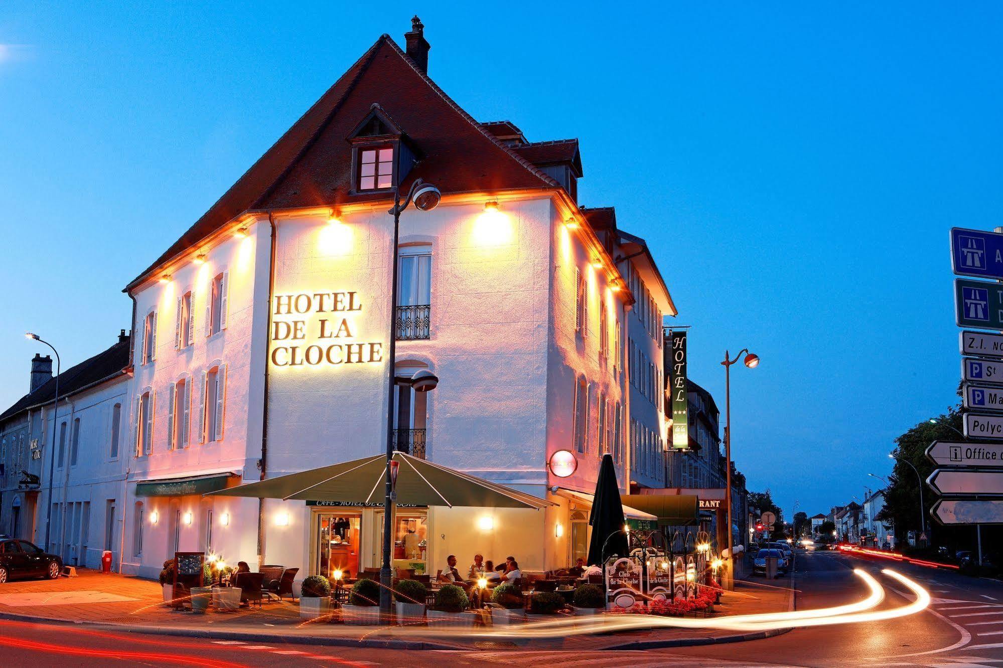 Hotel De La Cloche Dole Exterior foto