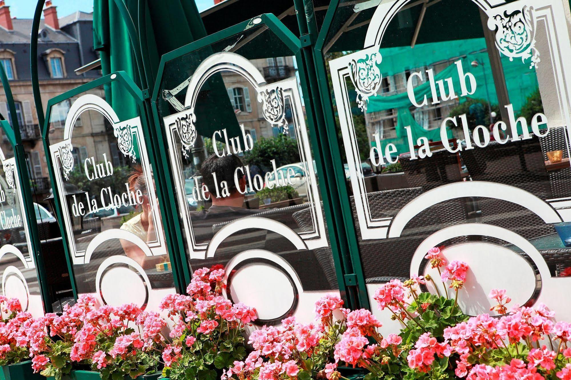 Hotel De La Cloche Dole Exterior foto